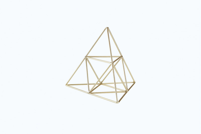 Трикутник металевий золото